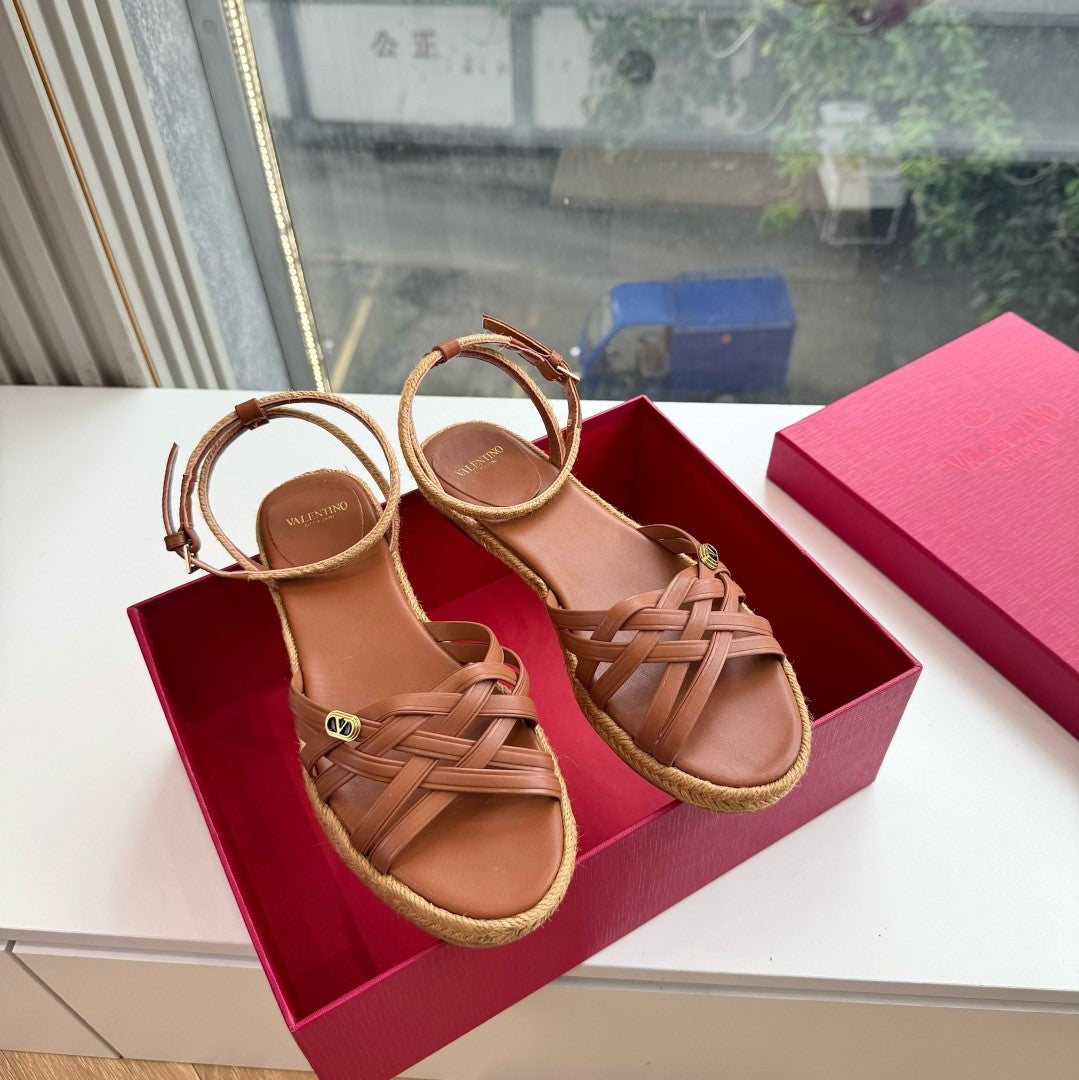 VLogo Bribri Espadrille Sandals Brown Leather 933616