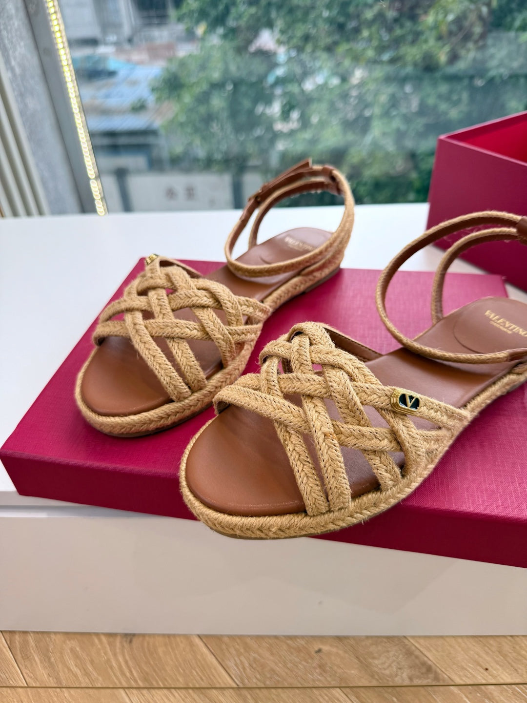 VLogo Bribri Espadrille Sandals Brown Raffia Leather 933618
