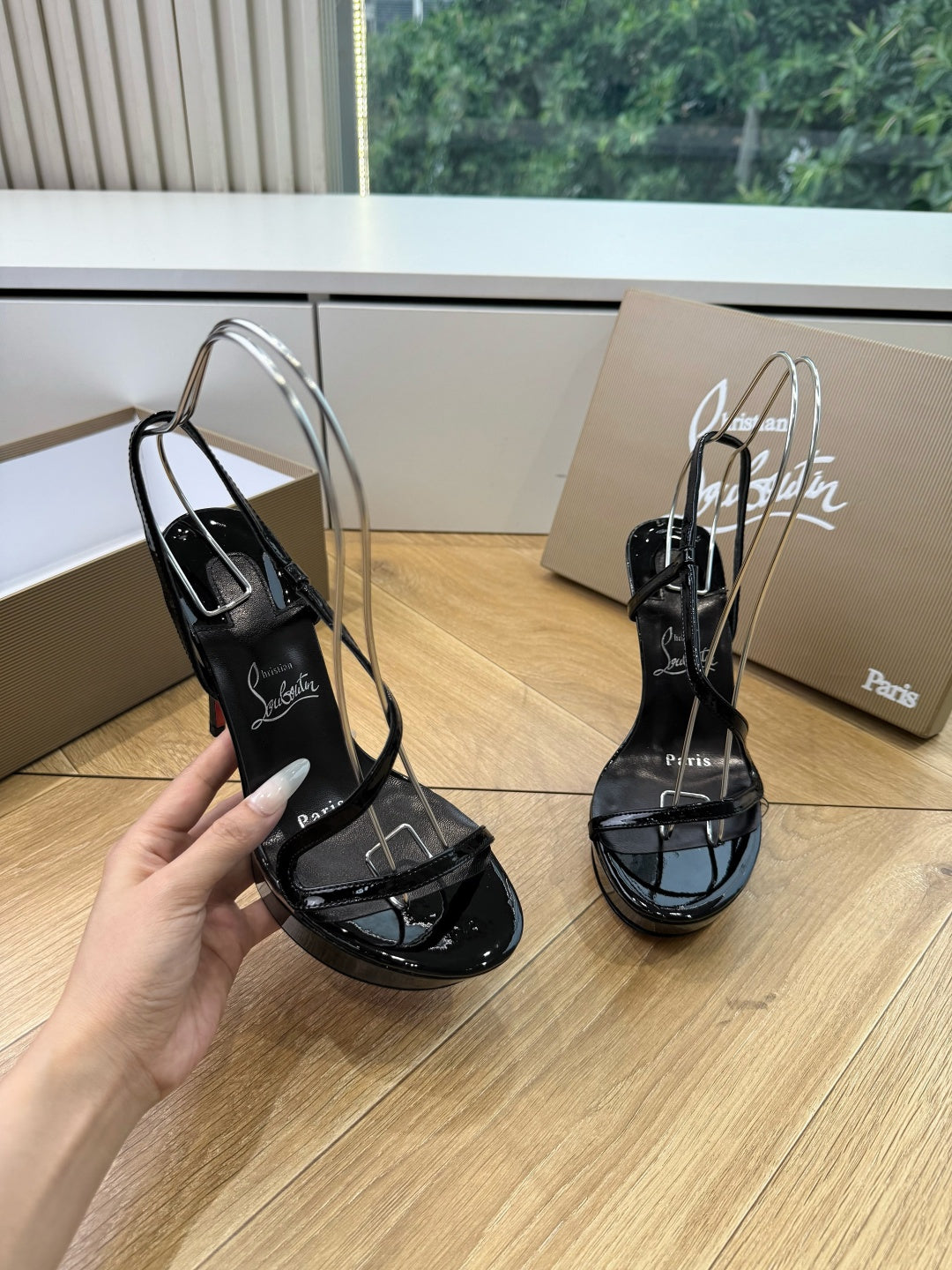 CL 26s Rosalie Alta 15cm Sandal Black Leather 932669