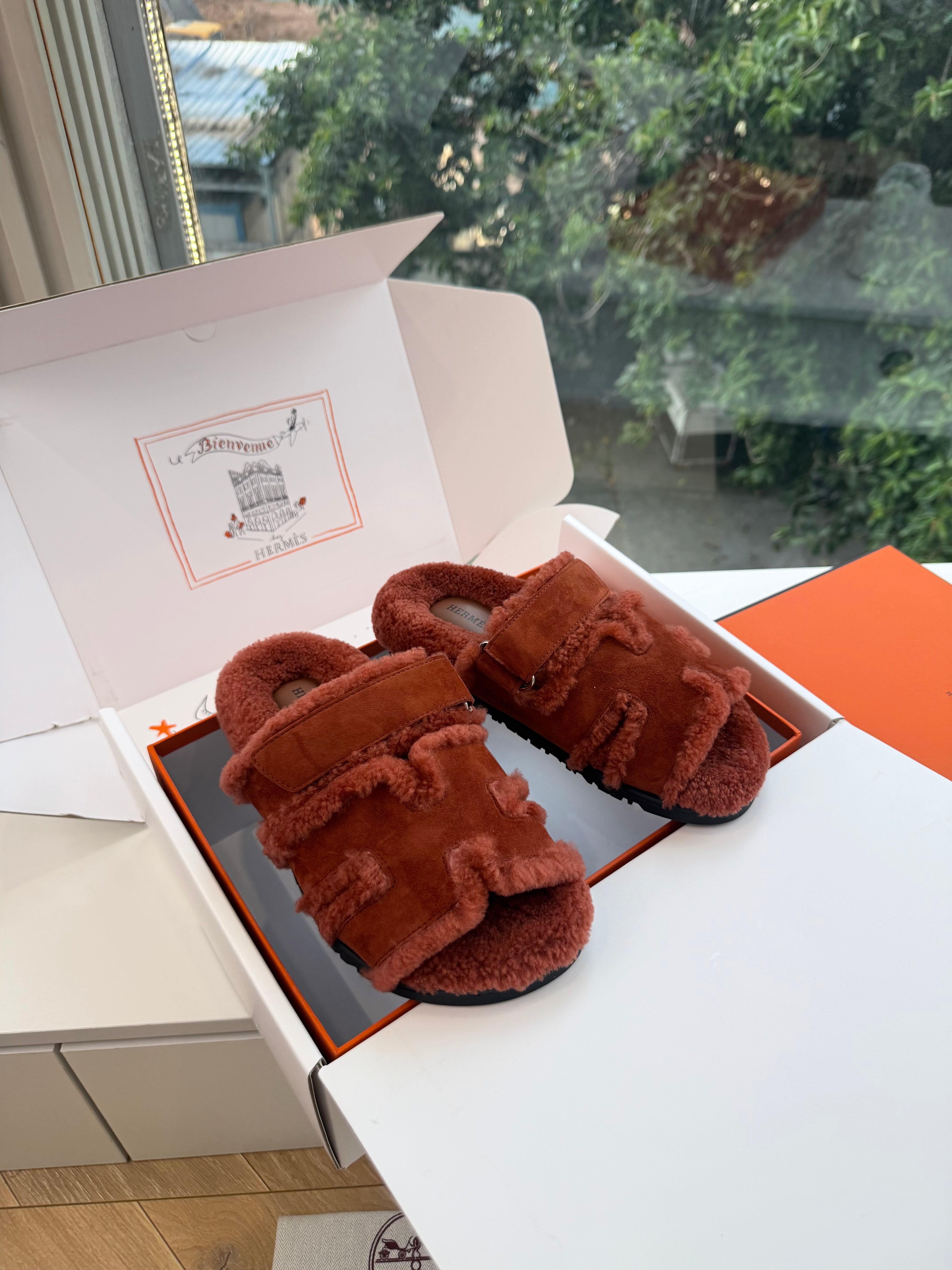 HM Chypre Sandals Brick Red Shearling Suede 967722