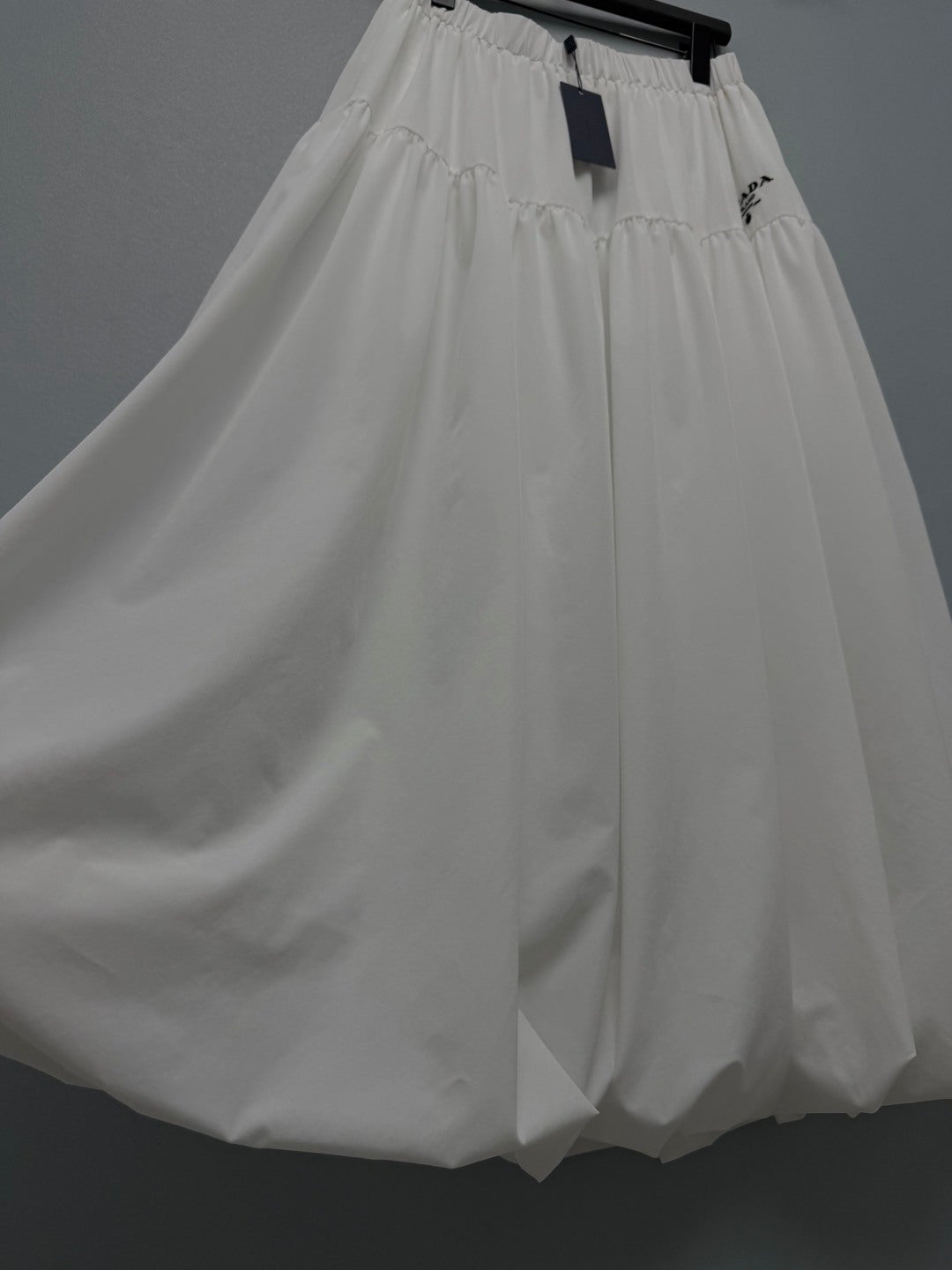 Prada 26s Elastic Waist Layered Tulip Skirt White Cotton Polyester 411636