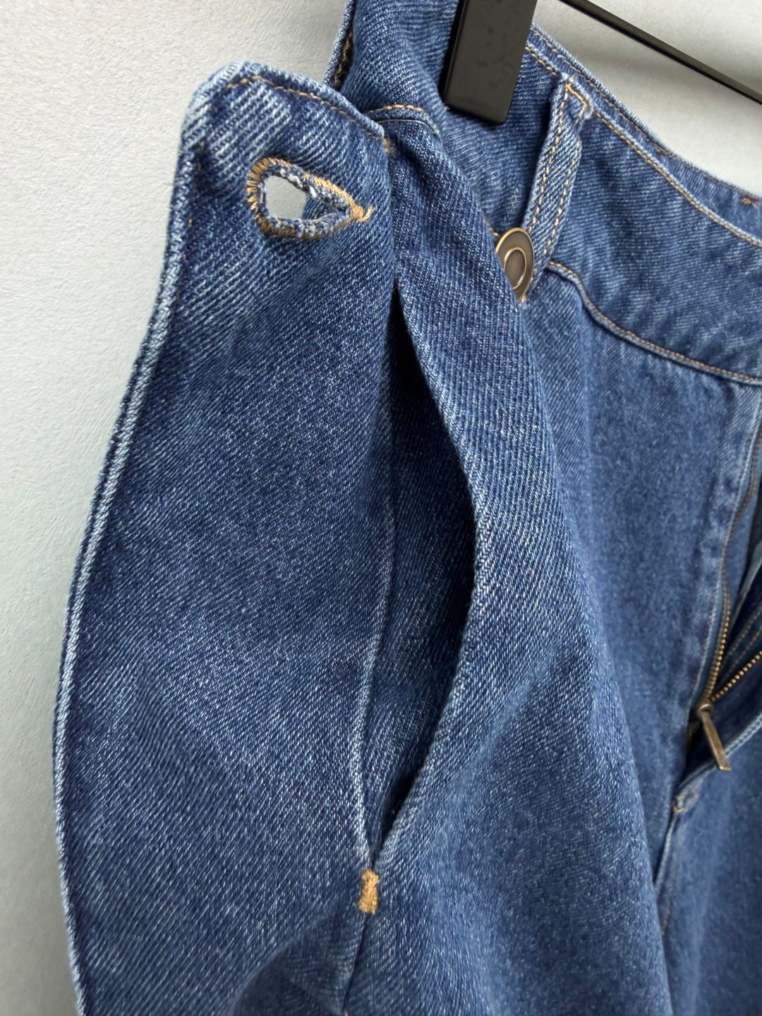 Loewe 26s Pleated Wide-Leg Jeans Blue Cotton 411630