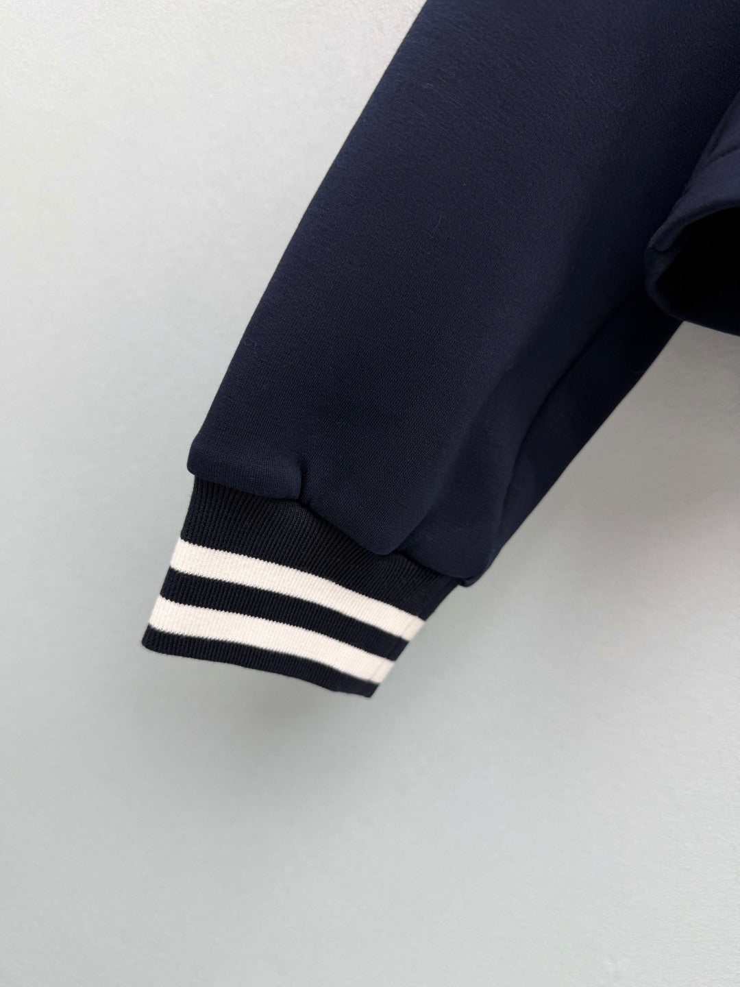 CD 26s Set Long-Sleeve Sweatshirt & Sweatpants Navy Blue Polyester 421393