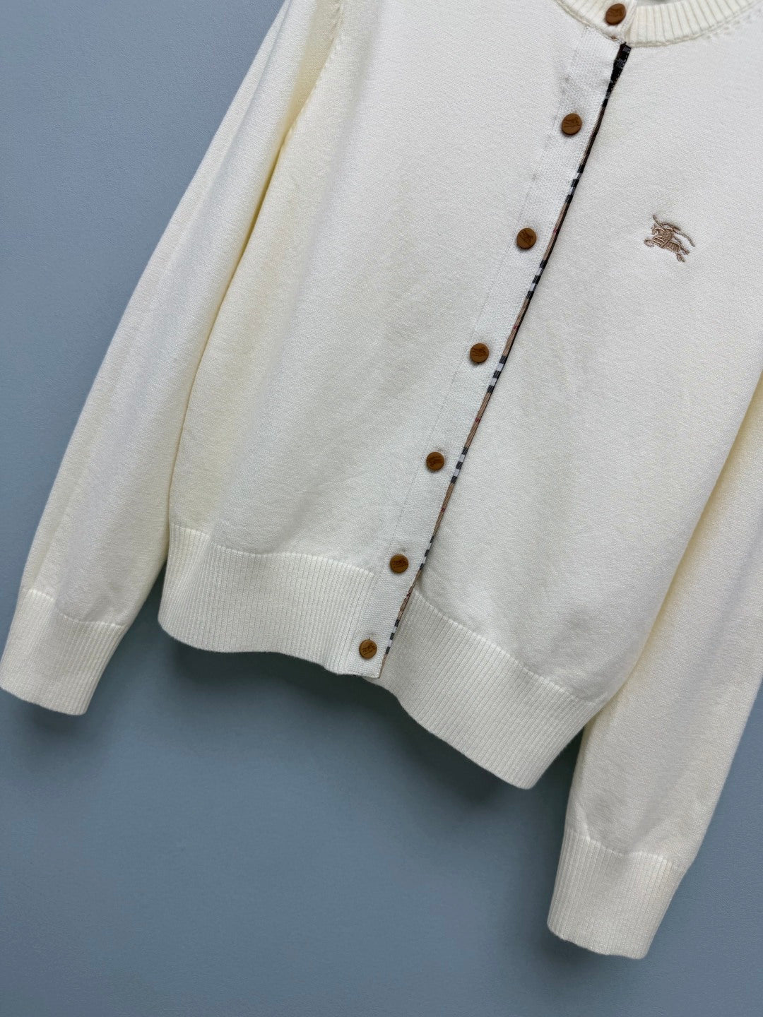 Burberry 26s Cardigan Sweater White Stripe Placket Knit 436077