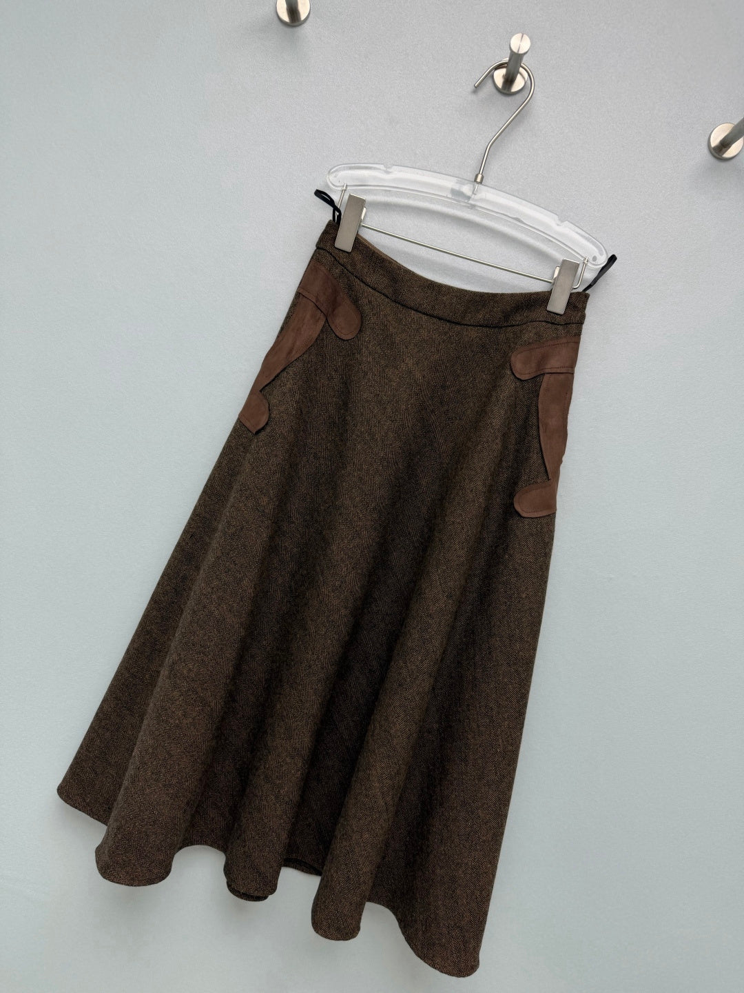 Chanel 26s Leather Pocket Trim A-Line Skirt Brown Wool Blend 444643