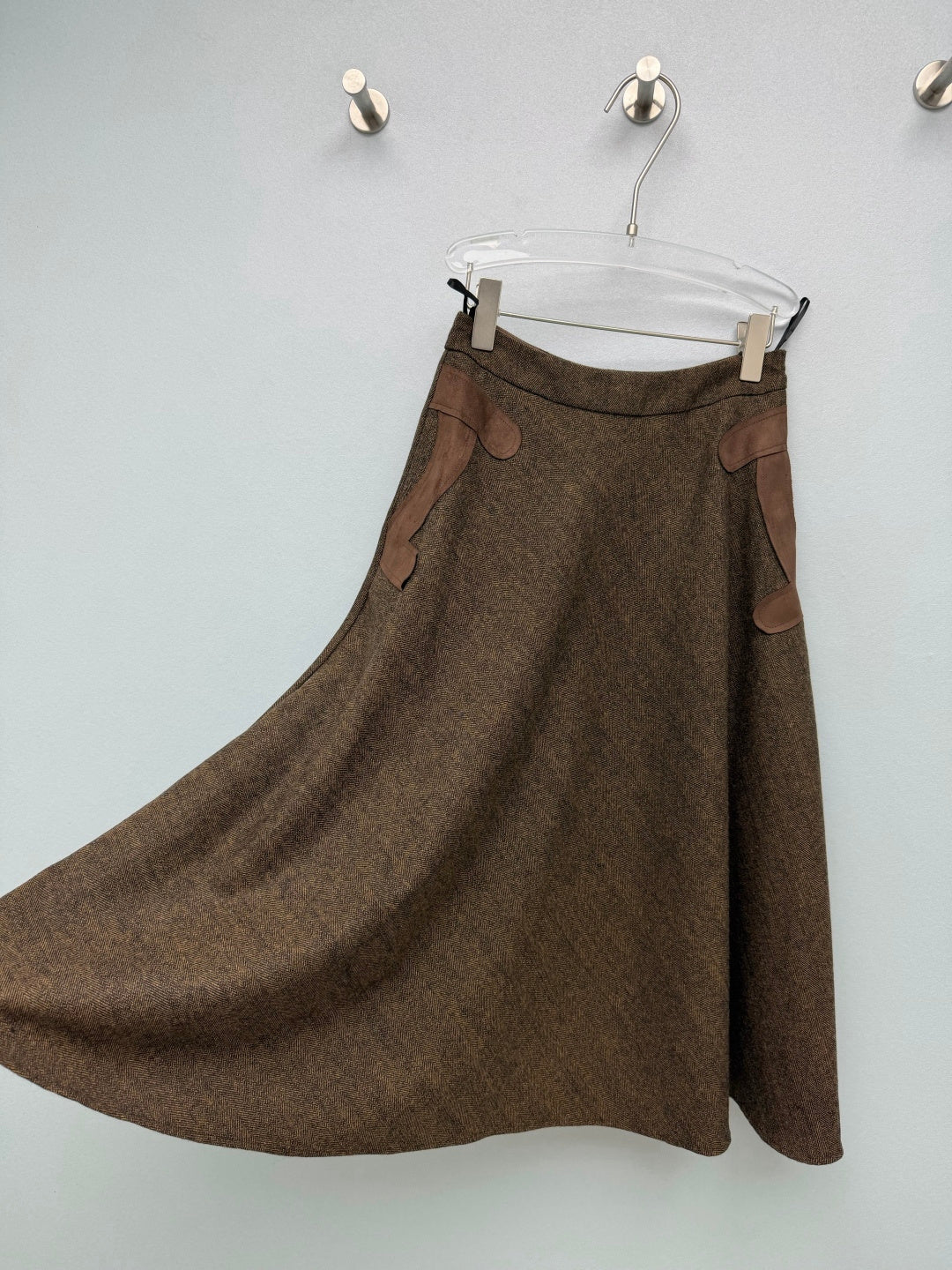 Chanel 26s Leather Pocket Trim A-Line Skirt Brown Wool Blend 444643