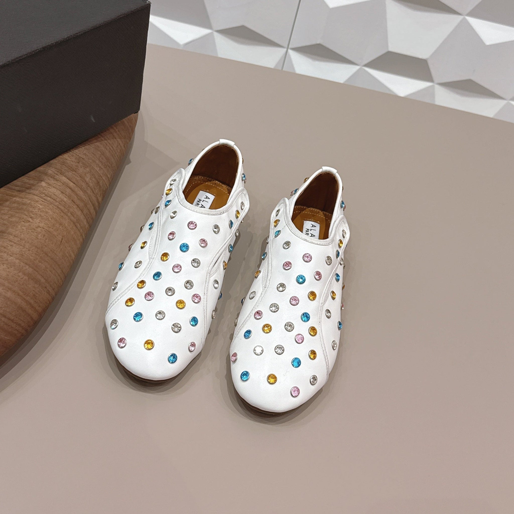 Alaia 26s Embellished Flats In White Lambskin