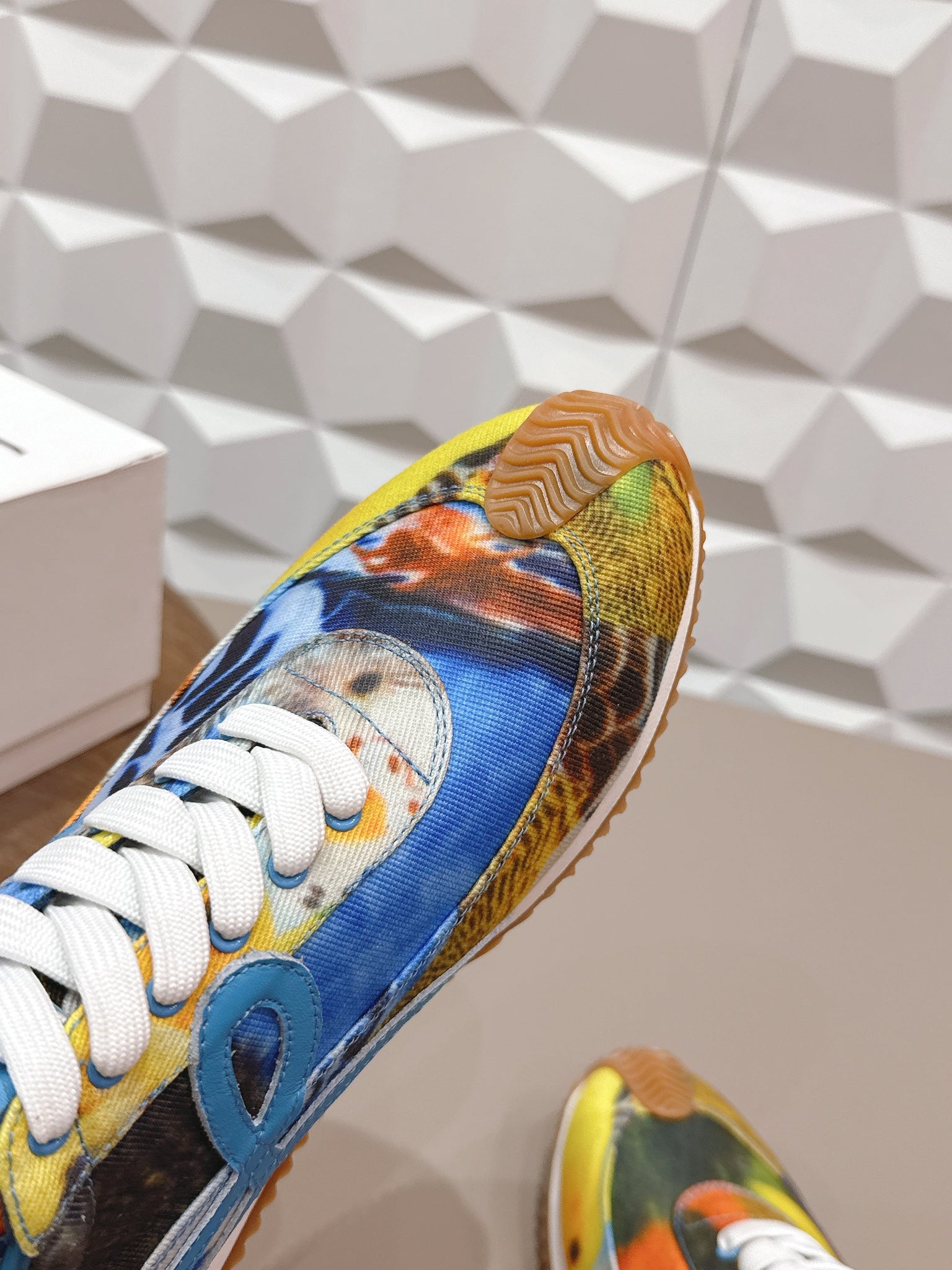 Loewe 26s Flow Runner Sneaker In Multicolor Fabric And Calfskin Style 3