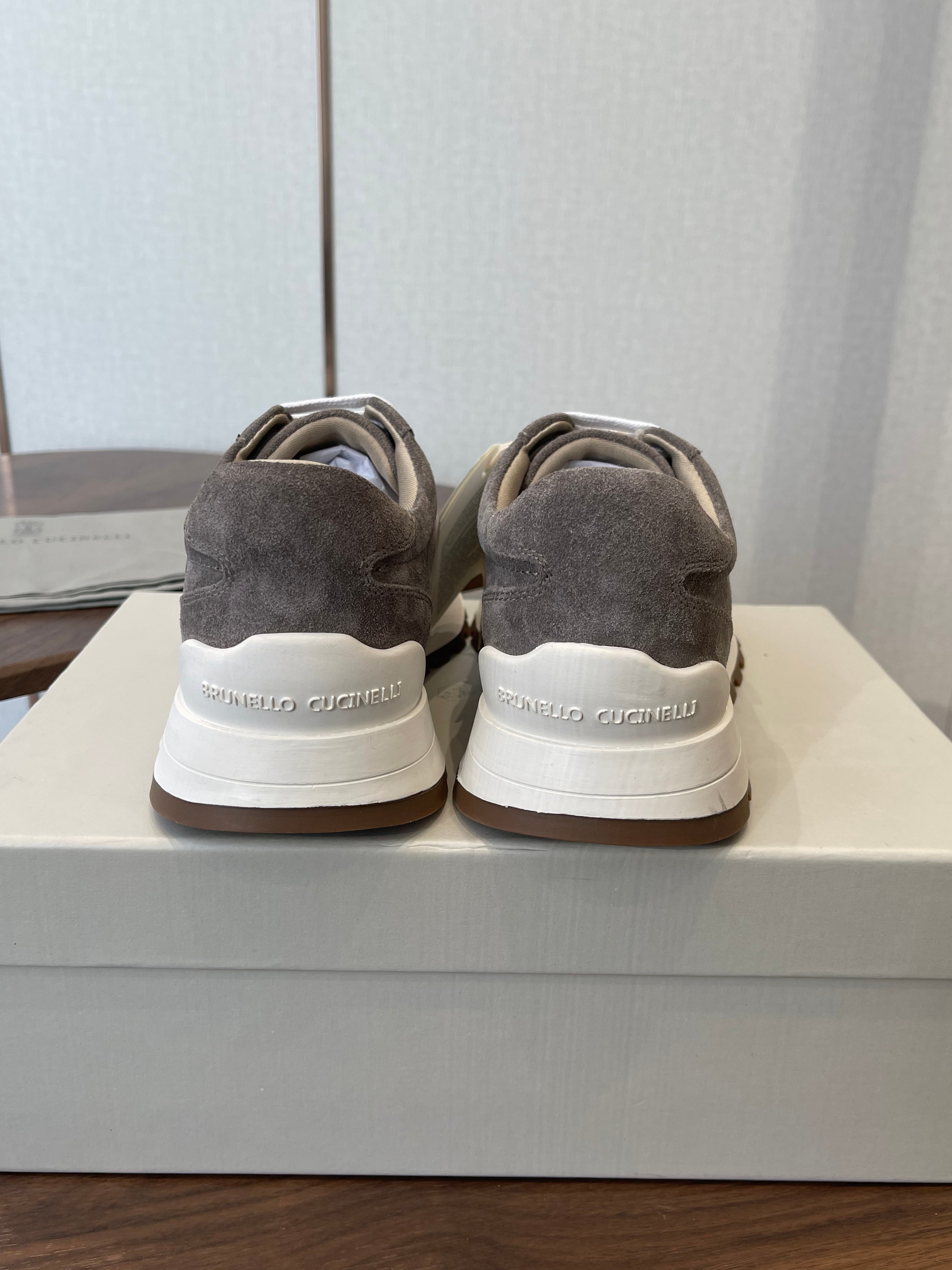 Brunello Runners With Shiny Tab Dark Taupe Suede 624494