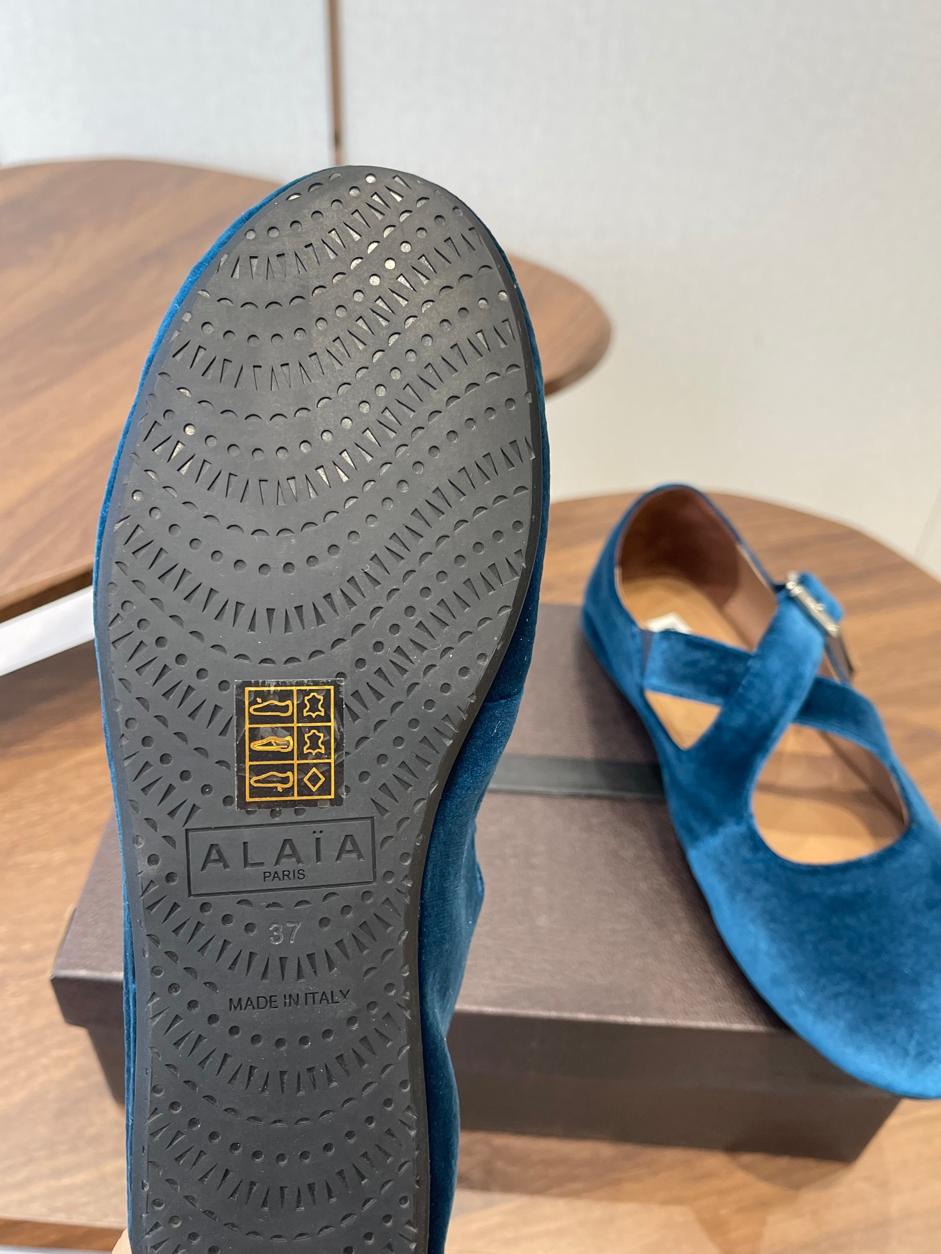 Alaïa Criss Cross Ballet Flat Dark Blue Velvet Velvet