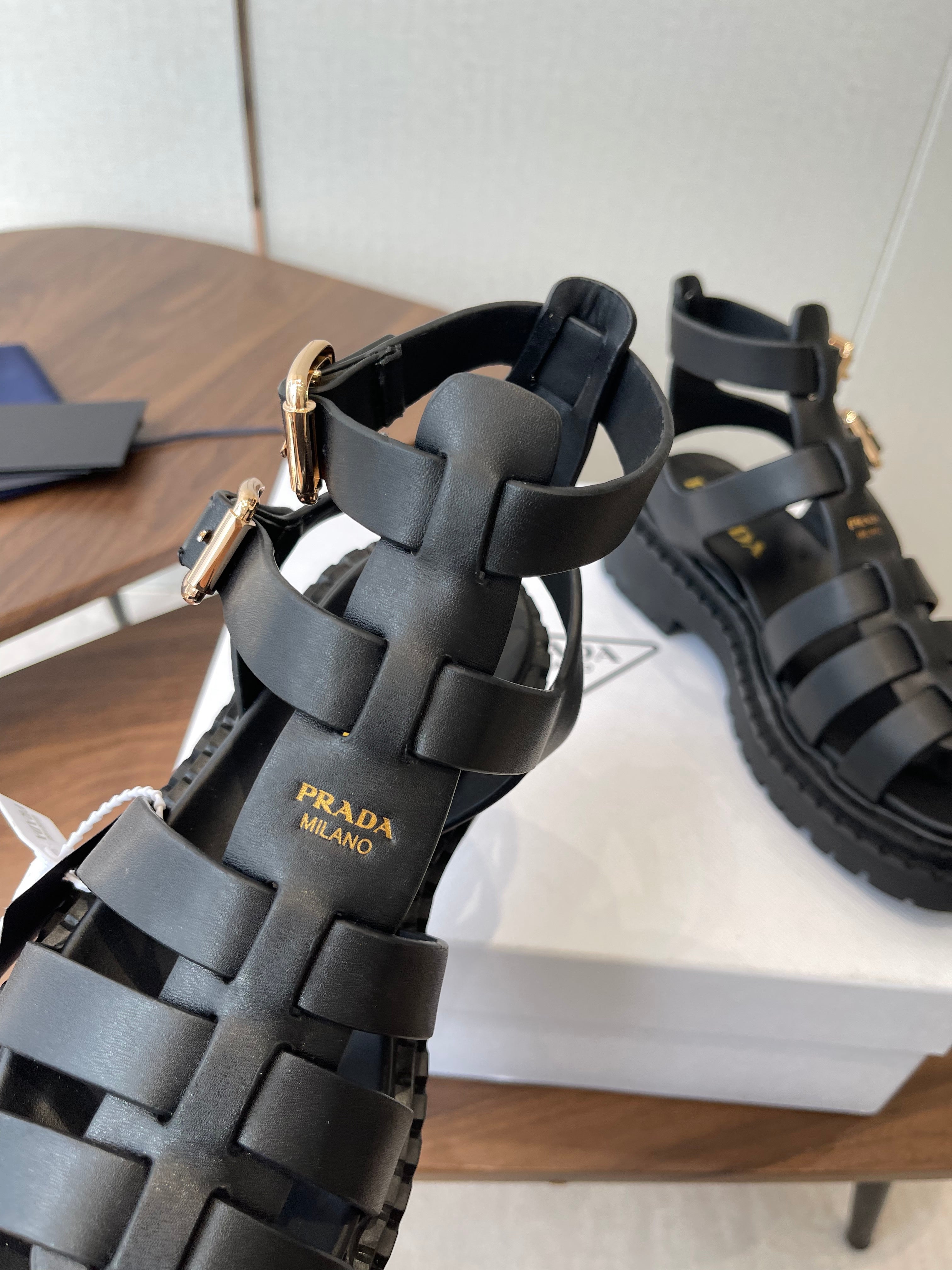 Prada Strappy Sandals 5.5cm Leather 728559