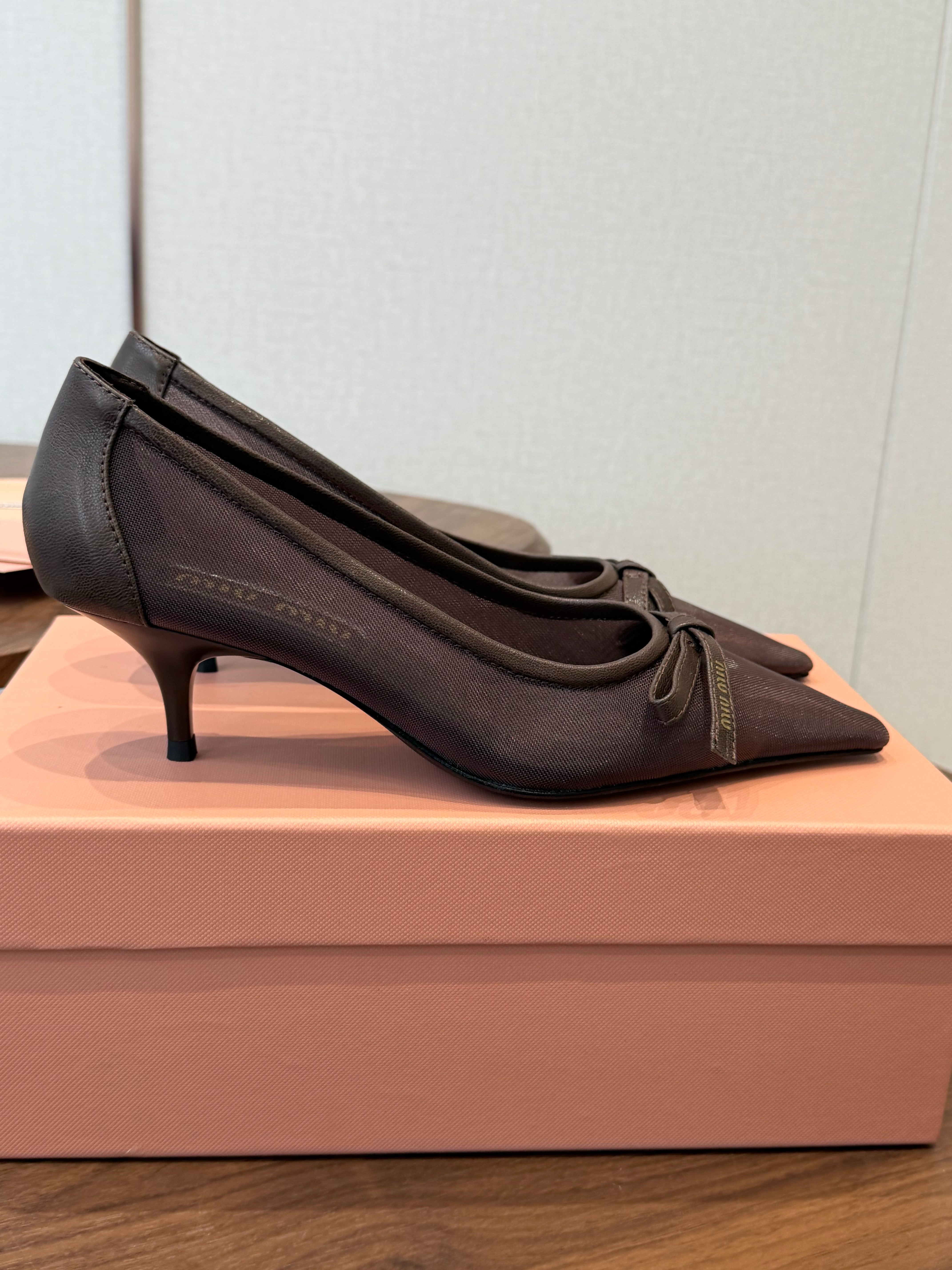 Miu 26s High-Heeled Pump Coffee Cotton 790462