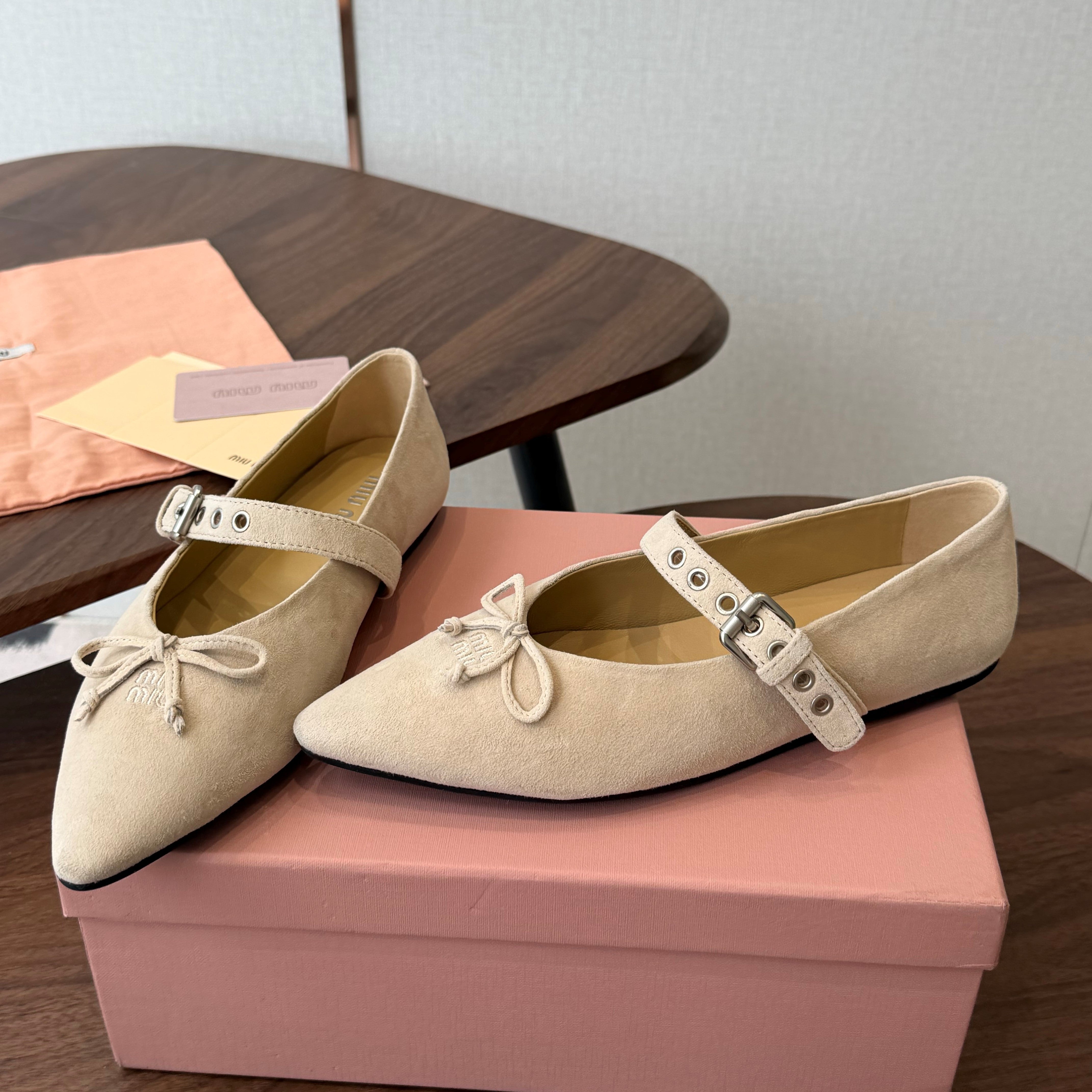 Miu Pointed-Toe Ballerina Flats Light Khaki Suede 940005