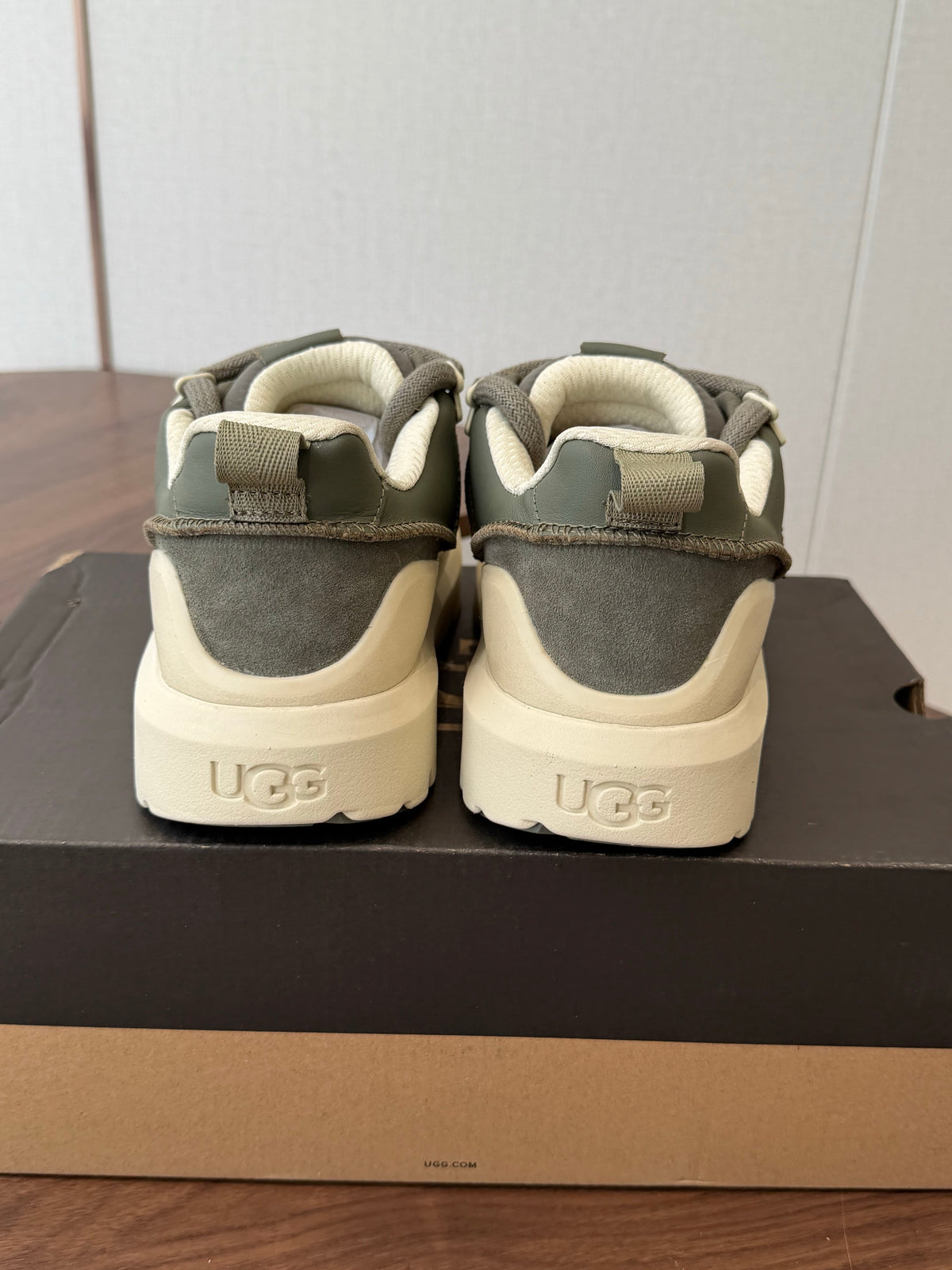 UGG Heritage Utility Sneaker Moss Green Buffed 1170910