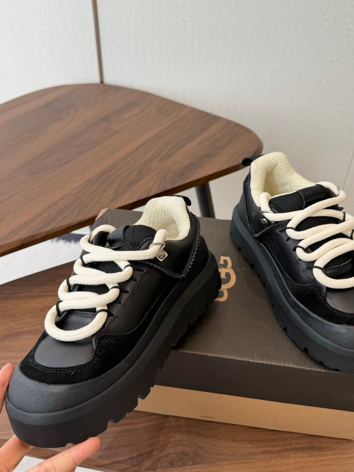 UGG Heritage Utility Sneaker Black Suede Mesh 1170910