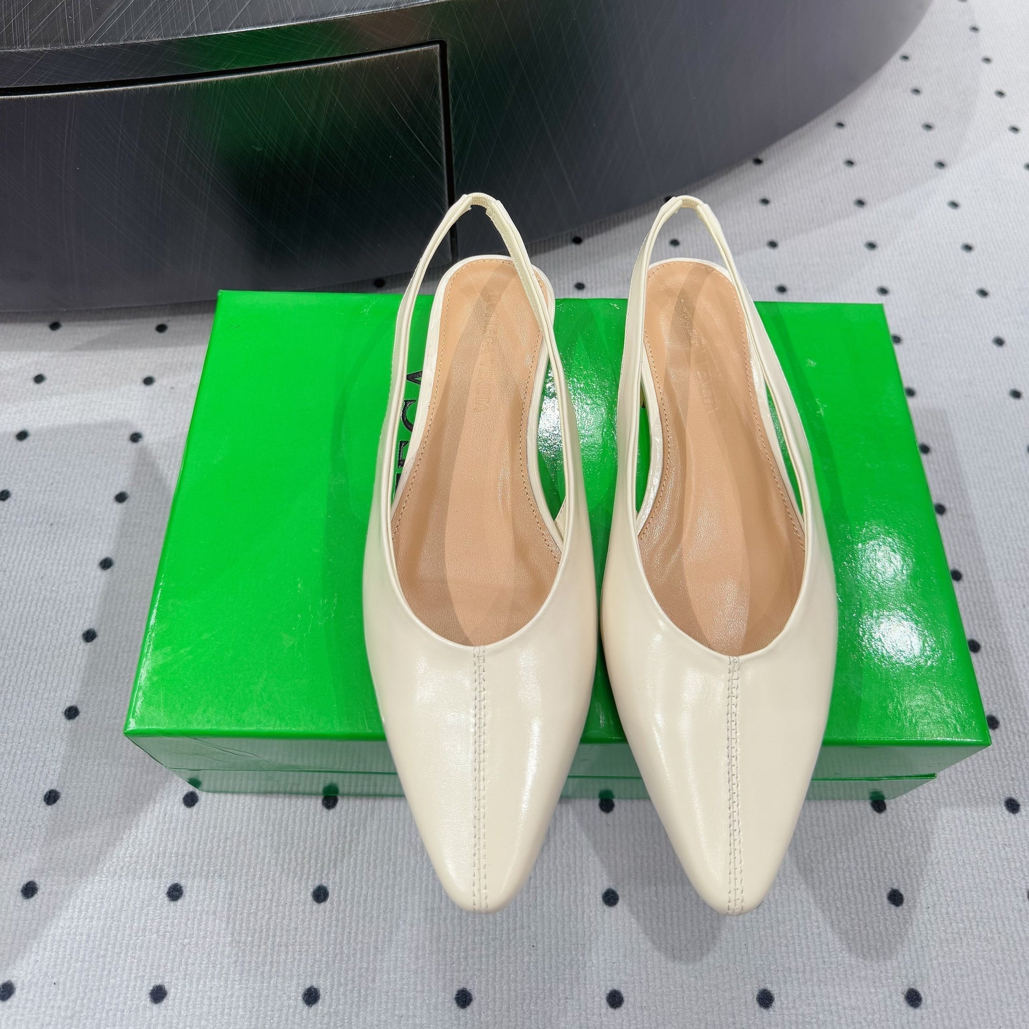 BV 26s Slingback Flats Cream Calfskin