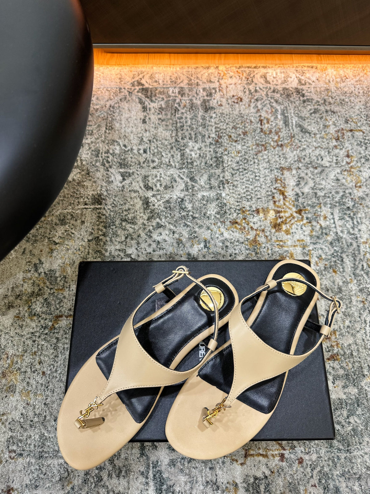 YSL 26s Cassandra Thong Sandals Beige Calfskin Leather 198793