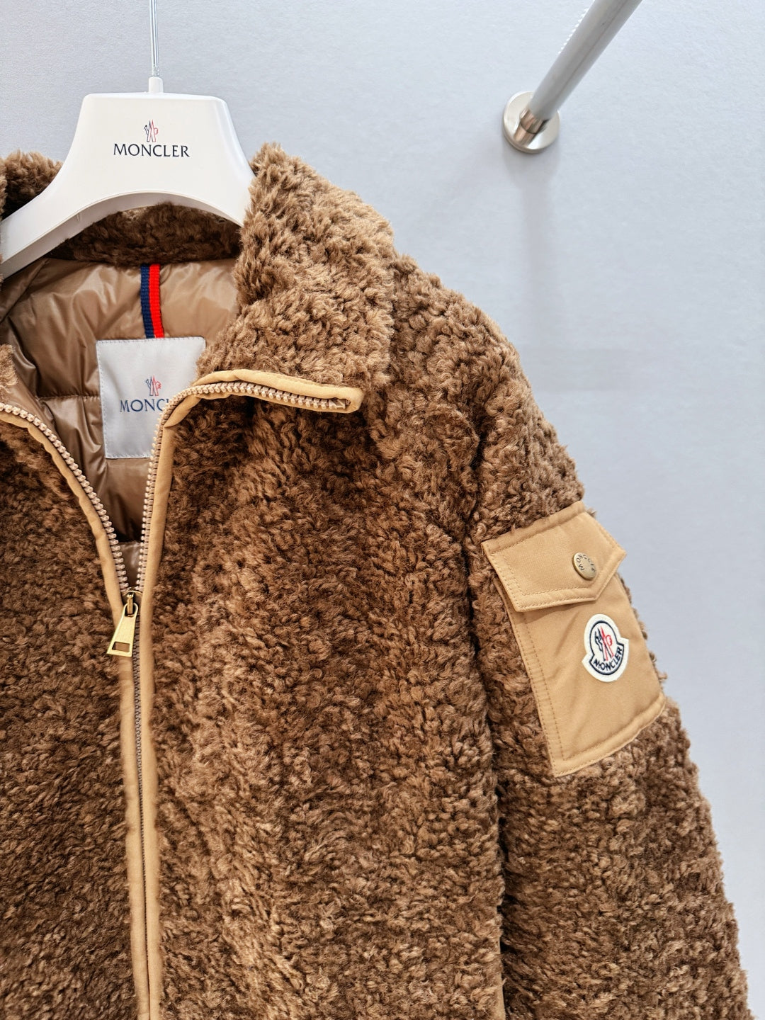 MC 2025 Coligny Short Down Jacket Brown Polyester Fur