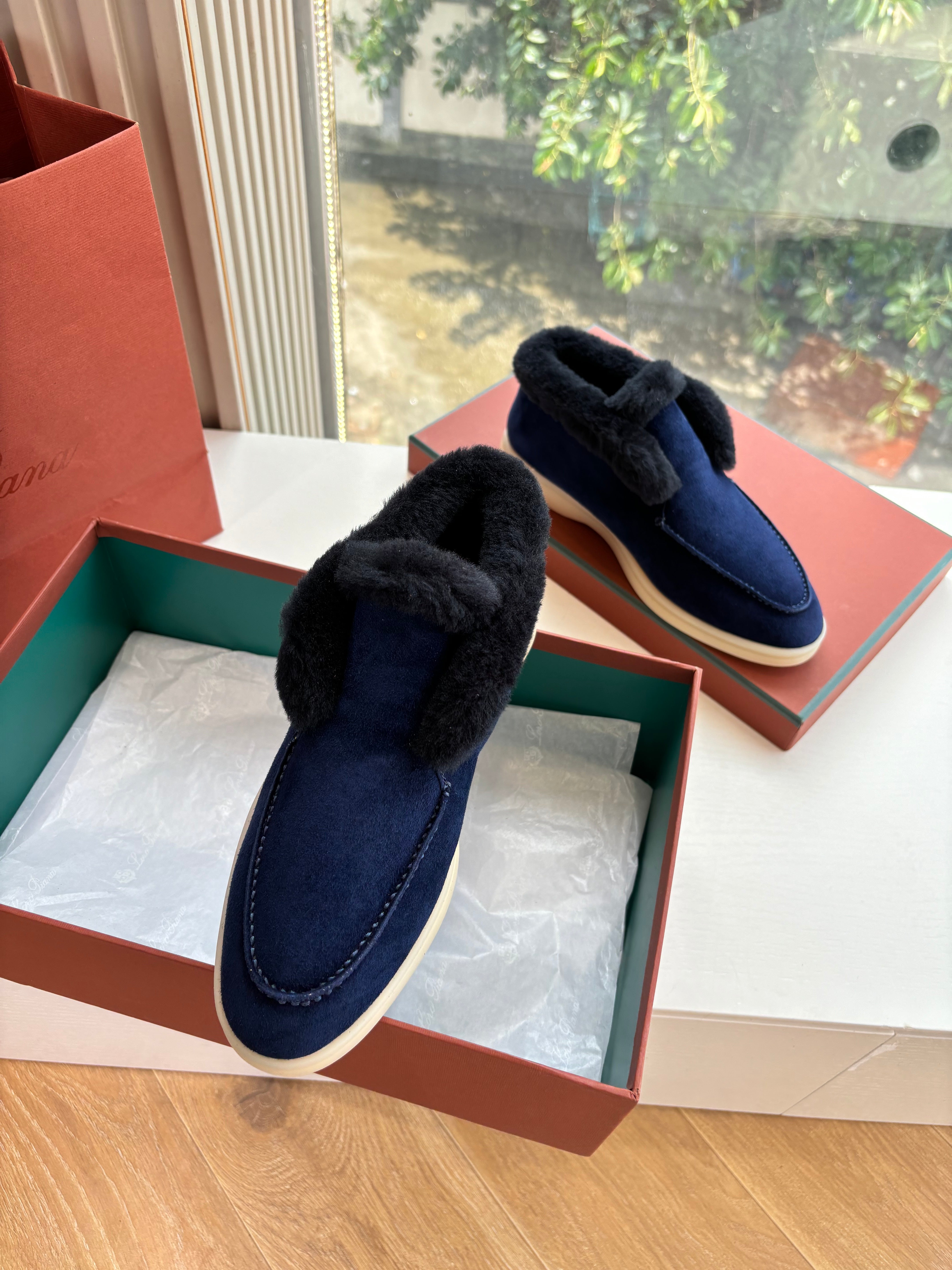 LP Open Walk Ankle Boot Dark Blue Fur Suede 507425