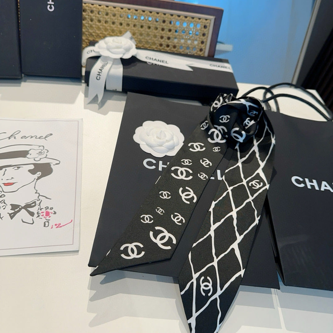 CC Twilly Mini Scarf 105 Black Silk Twill 147674