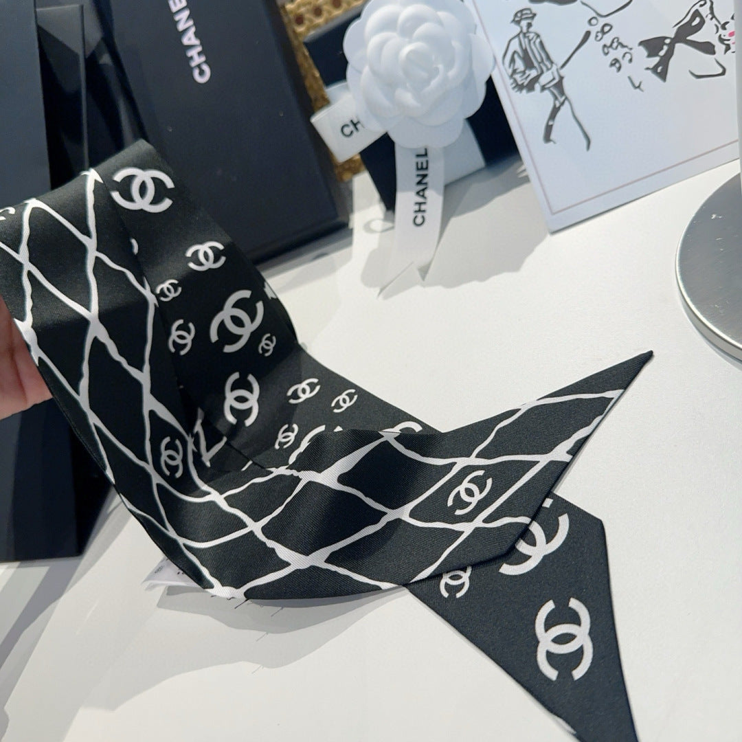 CC Twilly Mini Scarf 105 Black Silk Twill 147674