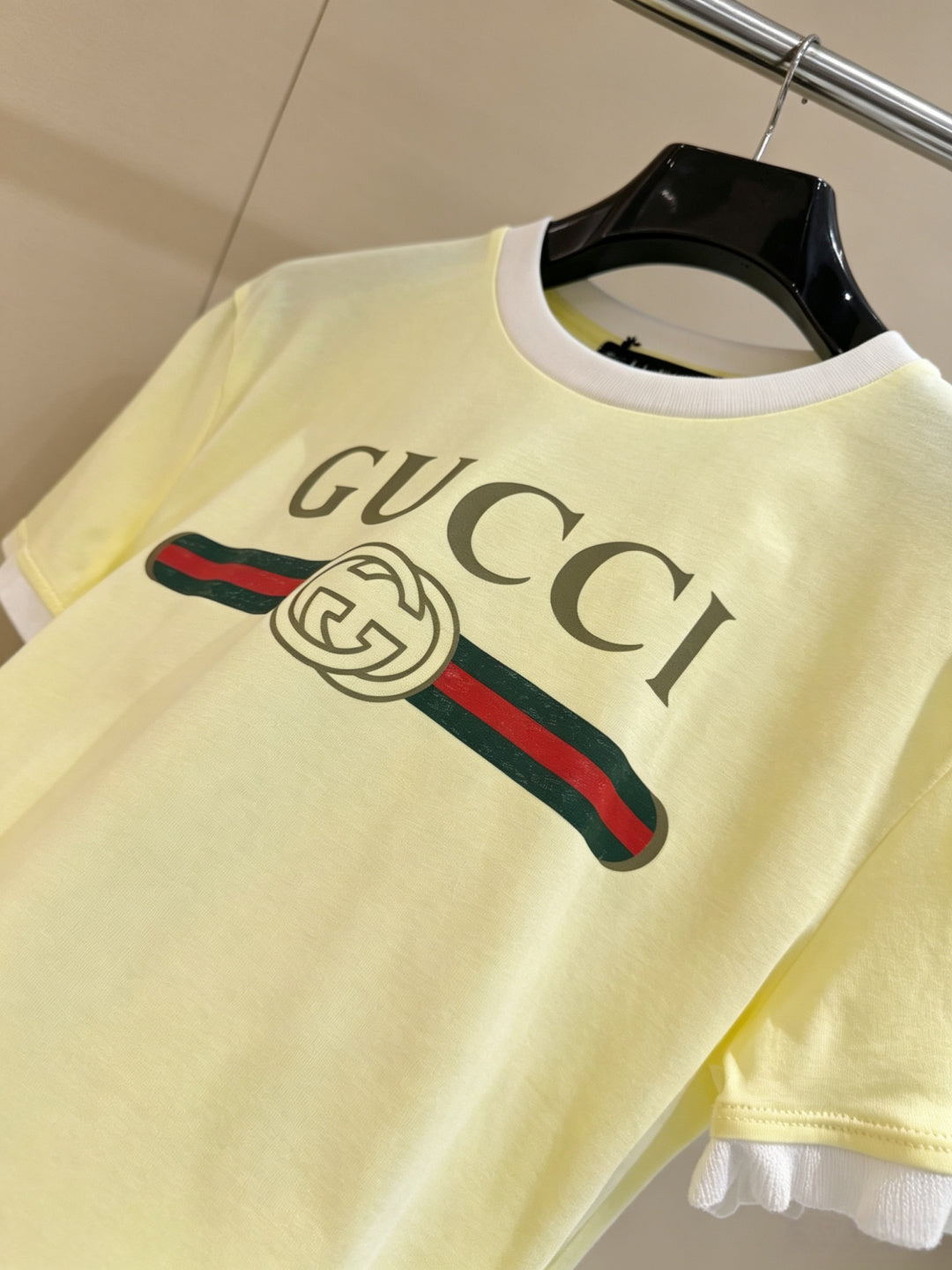 Gucci 26s Ruffle Sleeve T-Shirt 360