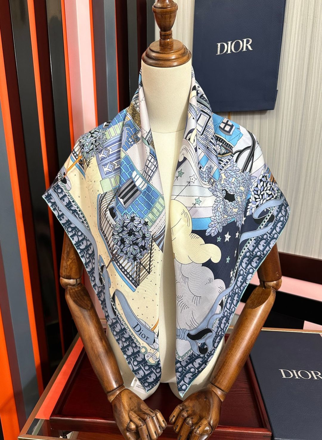 CD Scarf 90x90 Colorful Twill Silk 461767