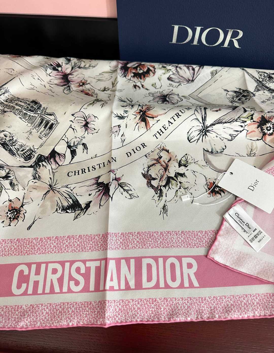 CD Scarf 90x90 Colorful Twill Silk 511170