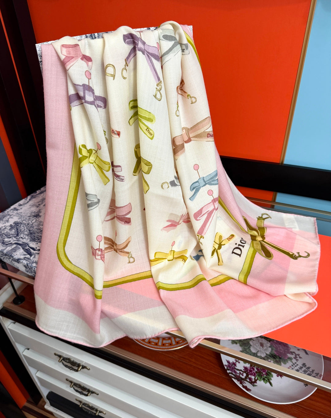 CD Scarf 140x140 Colorful Twill Silk Cashmere 536604