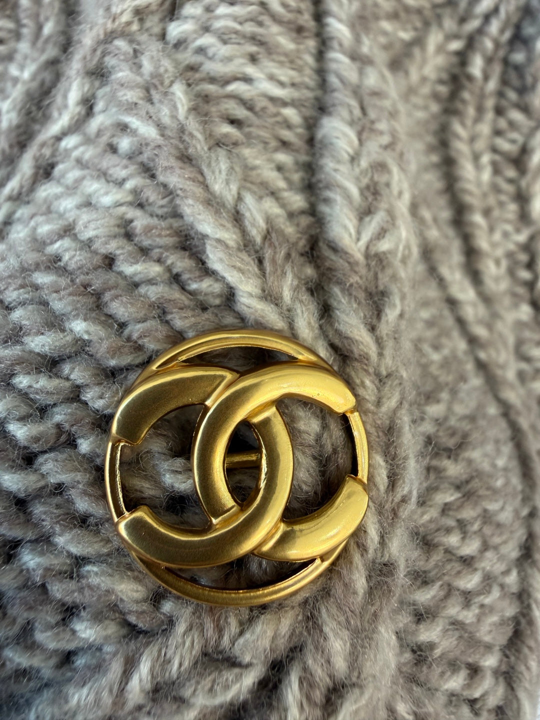 Chanel 2026 Gold Button Cable Knit Collared Cardigan Jacket Cashmere 438300
