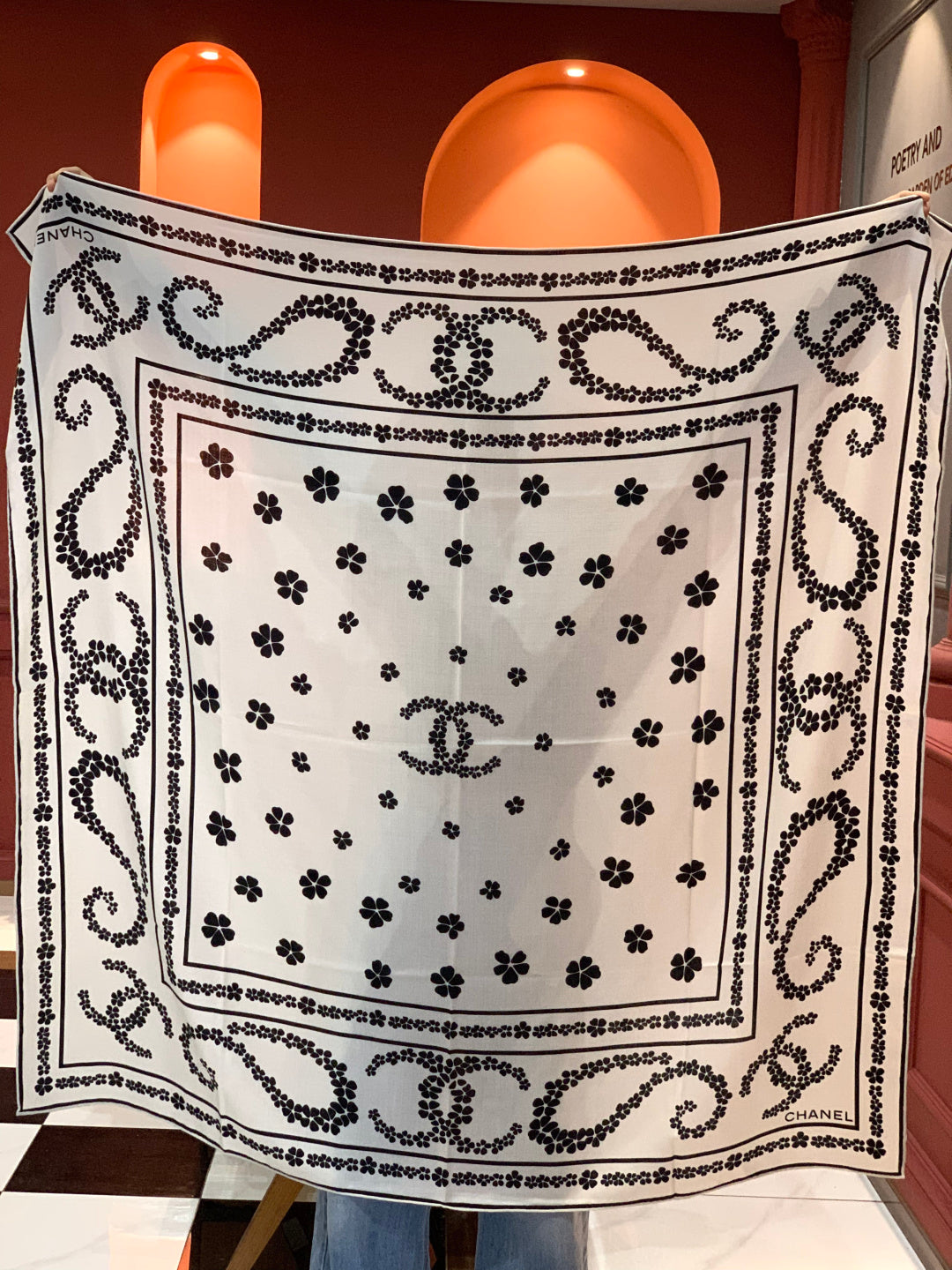 CC Double-Sided Scarf 135cm White Mulberry Silk Cashmere 153153