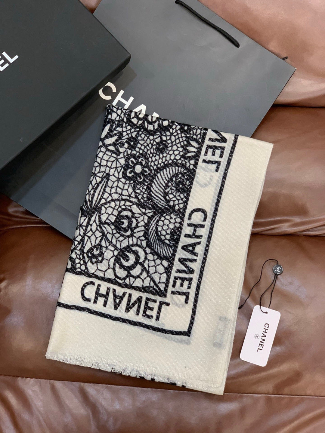 CC Double-Sided Scarf 100*200cm White Black Cashmere 153172