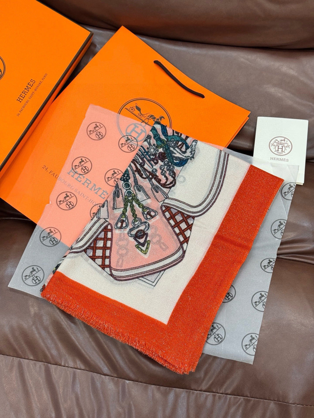 HM 26s Double-sided Scarf 200*100 Rouge Vif White Cashmere 153177