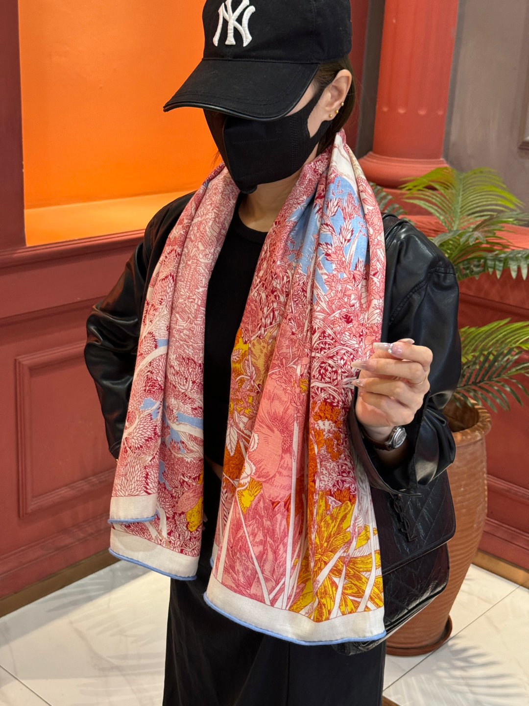 Retour a la Nature Scarf 140cm Hot Pink Colorful Cashmere Silk