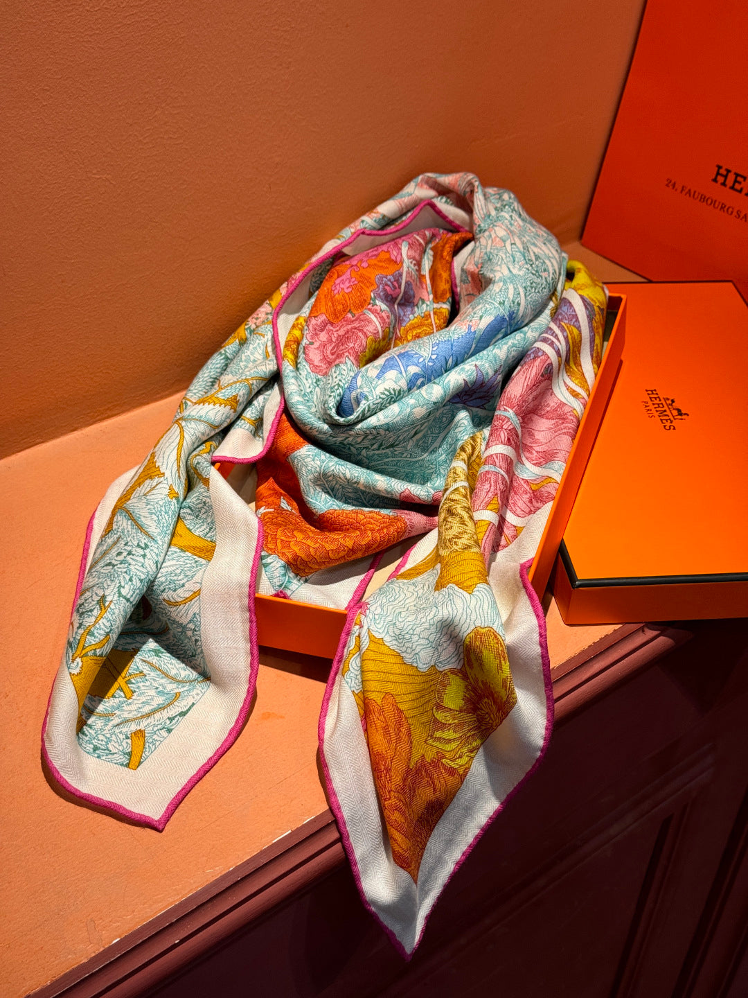 Retour a la Nature Scarf 140cm Pink Colorful Cashmere Silk