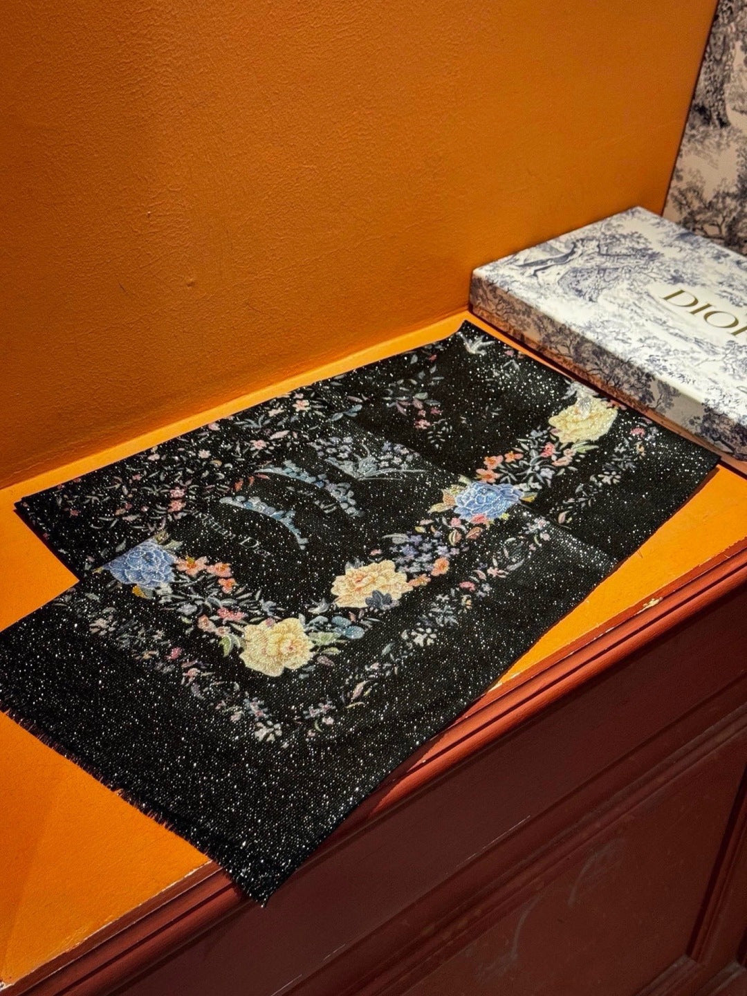 Dior 26s Scarf 140cm Silk & Cashmere 300233