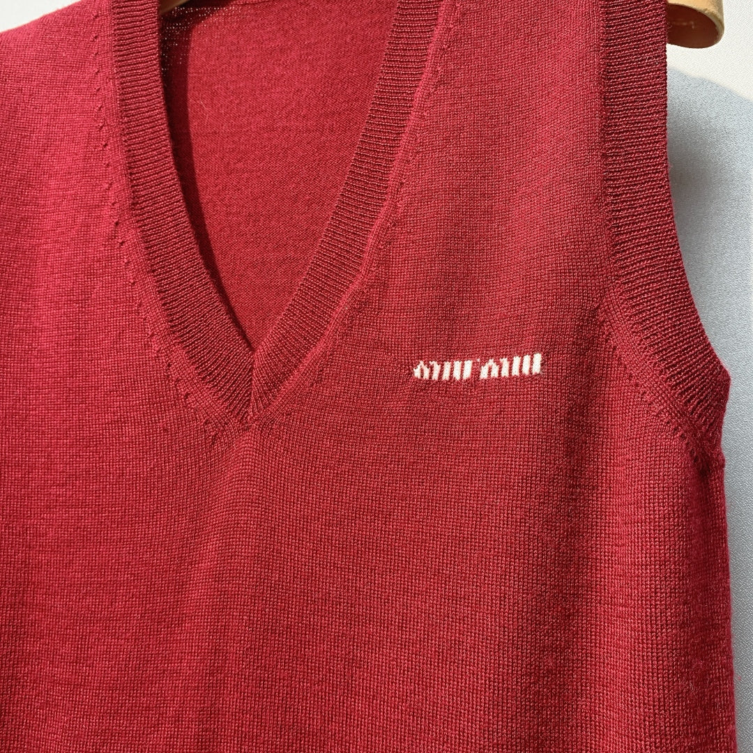 Miu Miu Sweater Vest Burgundy Wool 342085