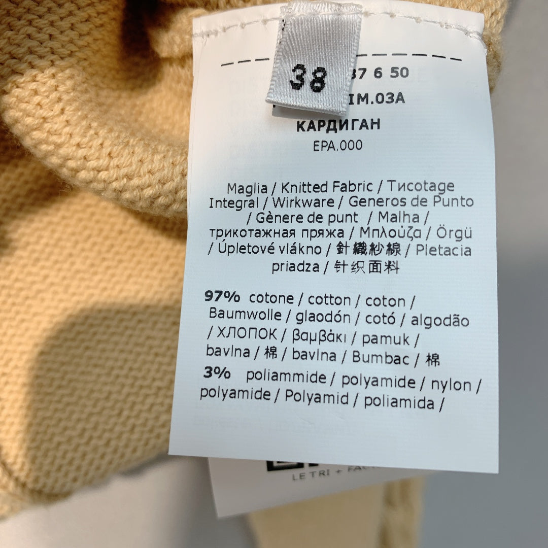 MaxMara Knit V-neck Yellow Wool cardigan 342105