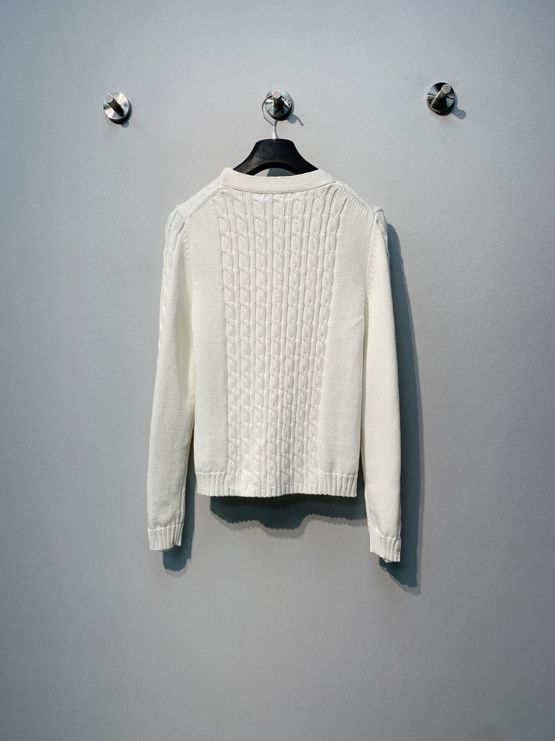 MaxMara Knit V-neck White Wool cardigan 342106