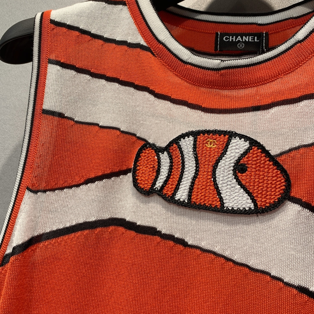 CC Clownfish Knit Vest Orange White Tencel Nylon 395948