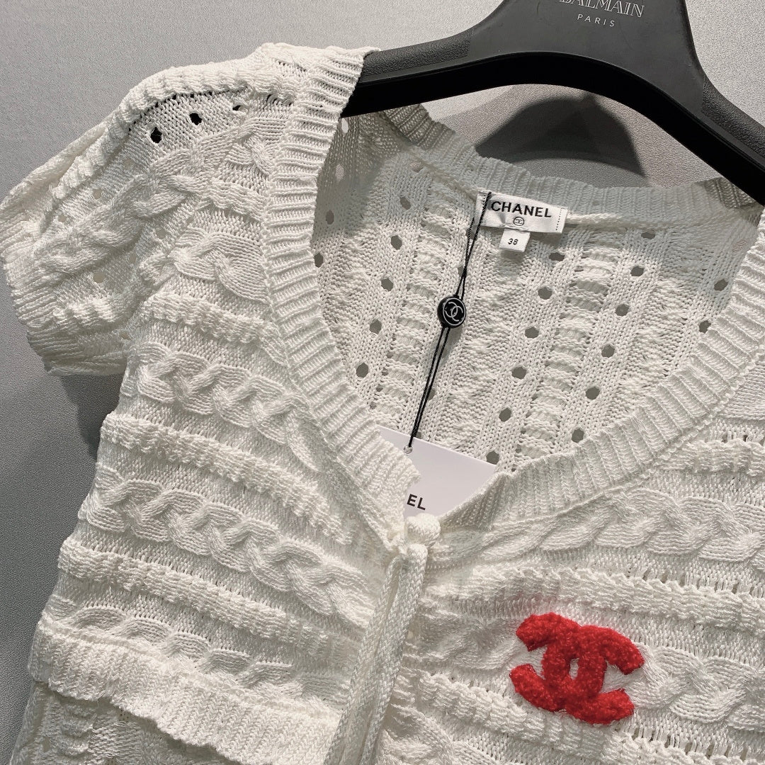 CC 26s Cable Sweater with Ruffles White Knit 406279