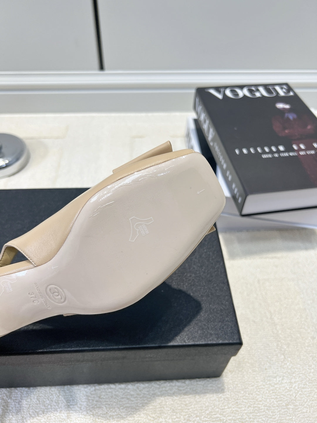 CC 26s Bow Peep-Toe Slingback Beige Sheepskin 964579