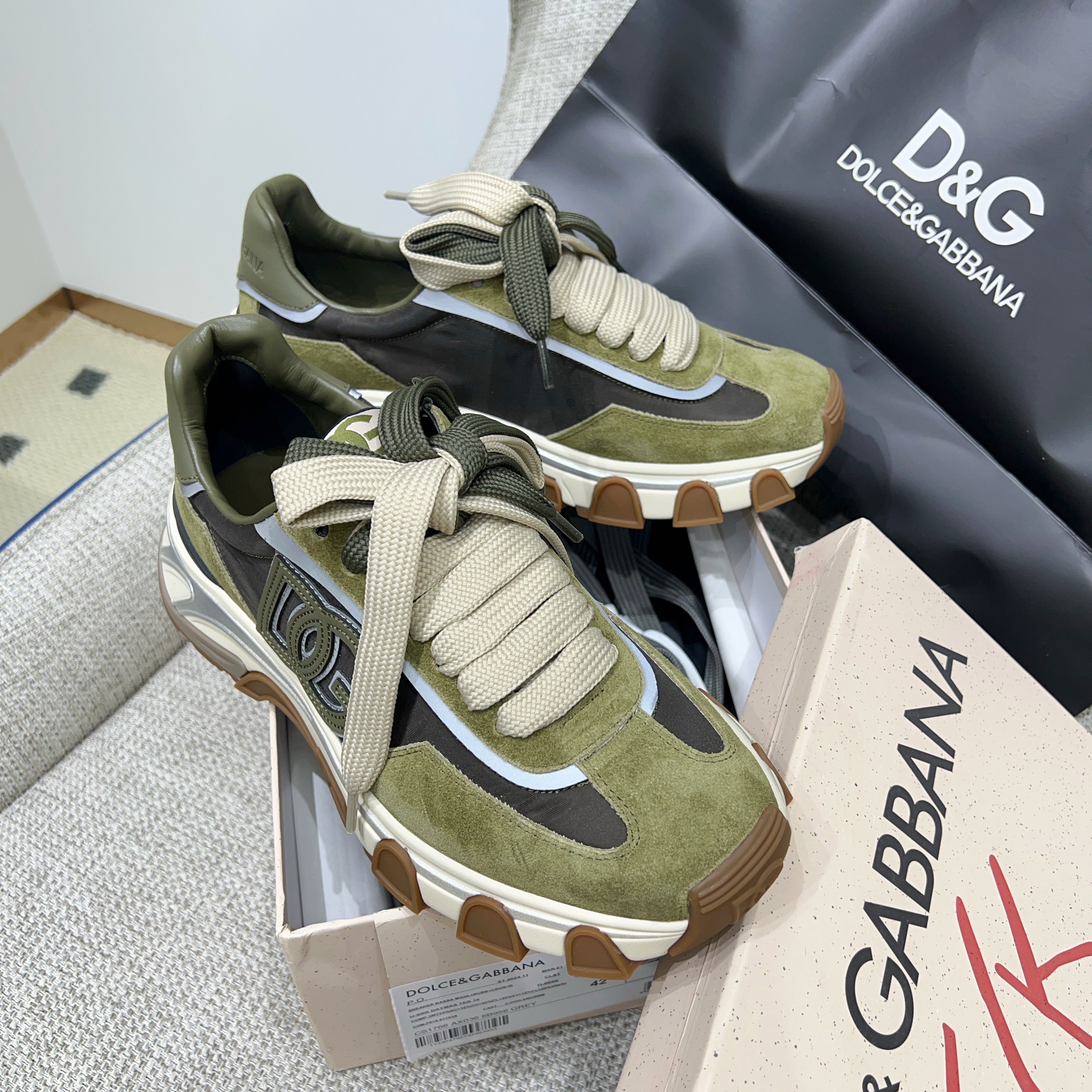 DG Country Road Sneakers Black Olive Mesh Suede 852464