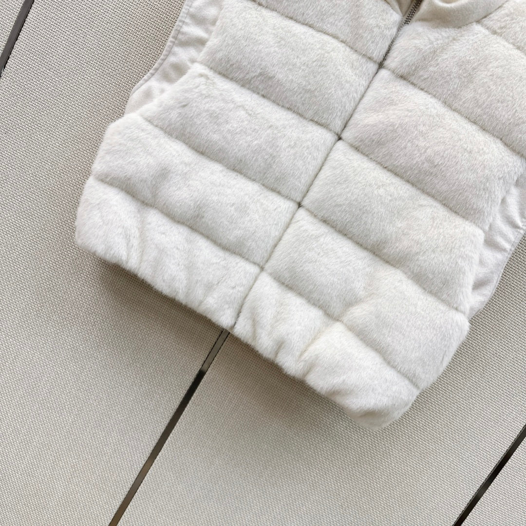 BC 26s Down Vest Goose Down Filling Plush Fabric 419304
