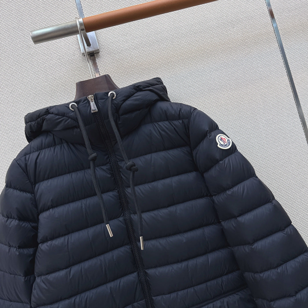 Moncler 26s Jasmin Short Down Jacket Dark Blue 419282
