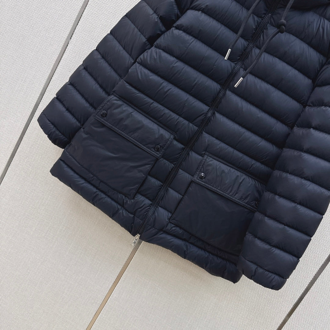 Moncler 26s Jasmin Short Down Jacket Dark Blue 419282
