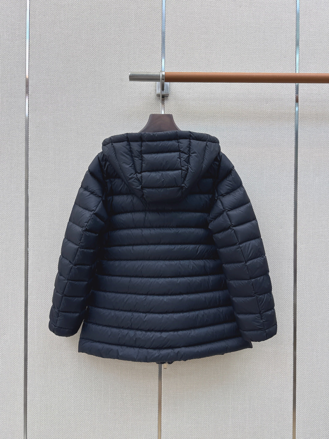 Moncler 26s Jasmin Short Down Jacket Dark Blue 419282