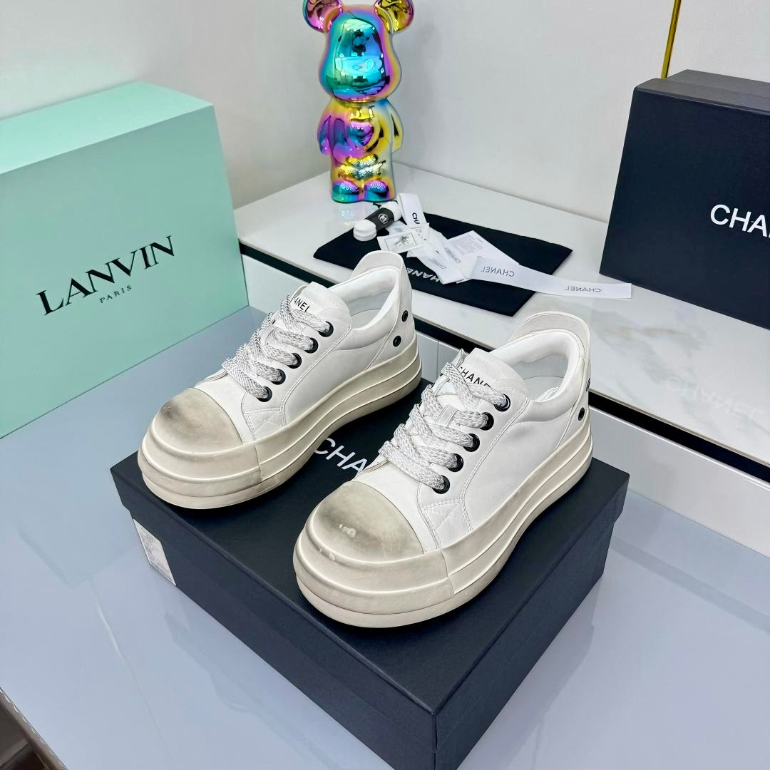 CC 25C Dirty Casual Sneaker White Sheepskin Rubber 413854