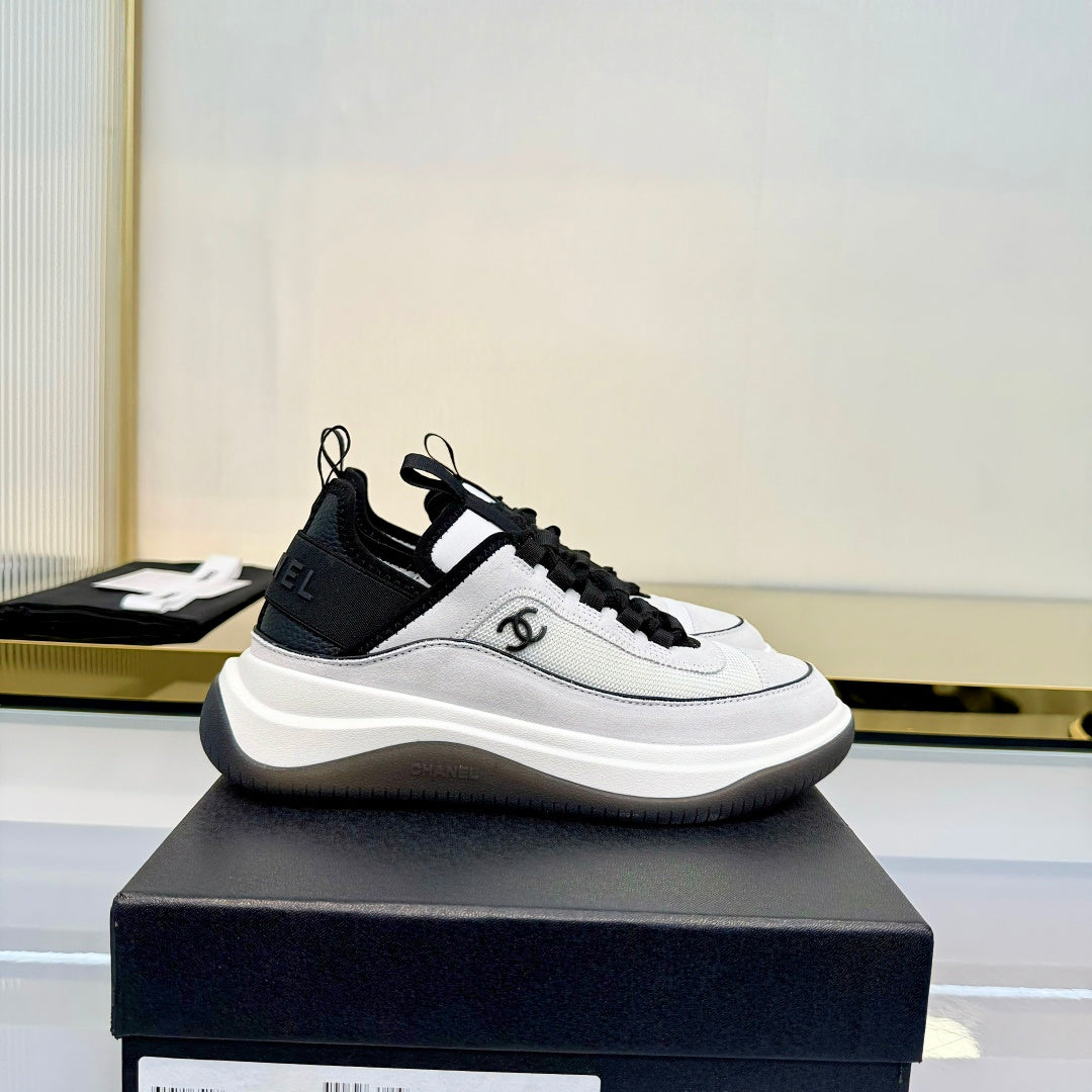 CC 26s Casual Sneakers White Suede Mesh 928046