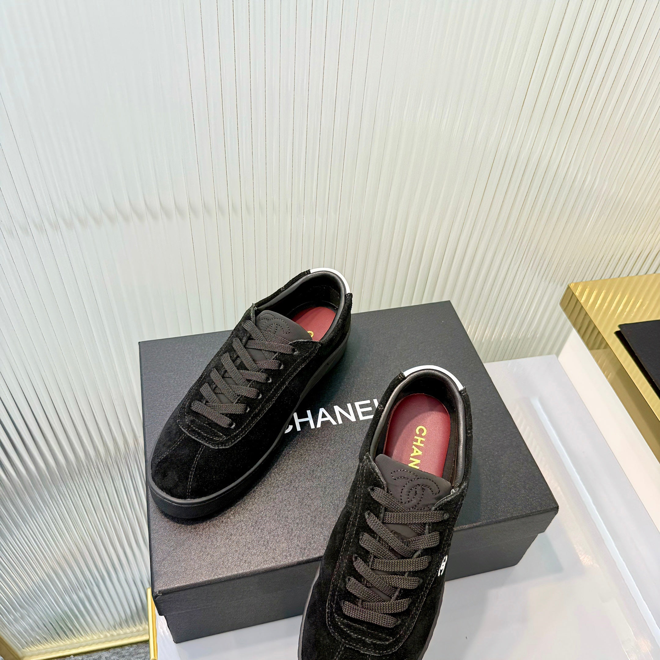 CC 26 Trainer Black Suede 713980
